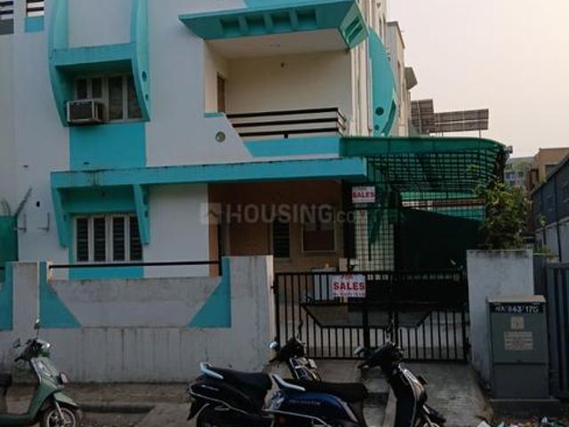 Villa for sale in Gujarat