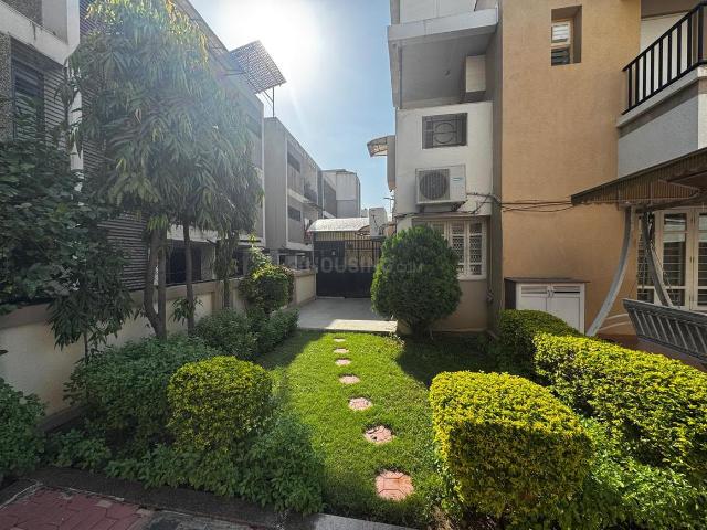 Villa for sale in Thaltej, Ahmedabad