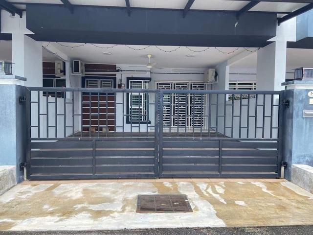 Terraced House for sale in Sitiawan