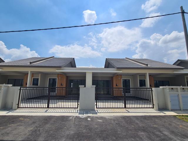 House for sale in Tanjong Sepat, Selangor