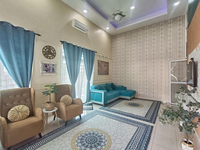 Terraced House for sale in Malaka