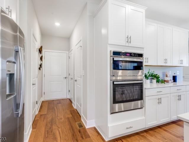 Townhouse for sale in East Hanover, New Jersey