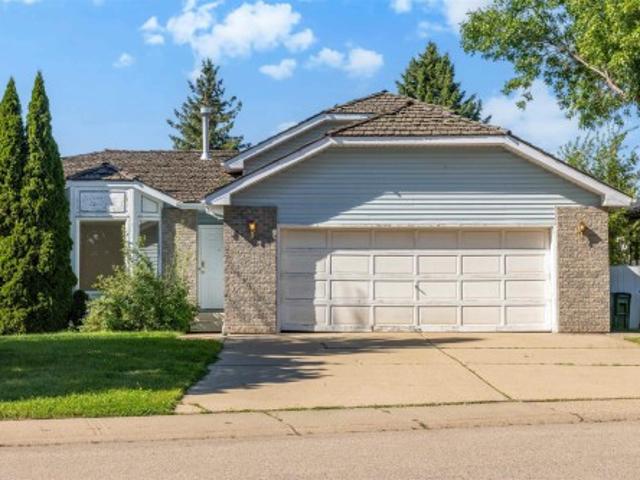 House for sale in Wedgewood, Alberta
