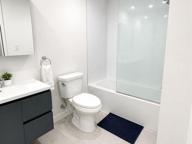 Apartment for rent in Pont-viau, Quebec