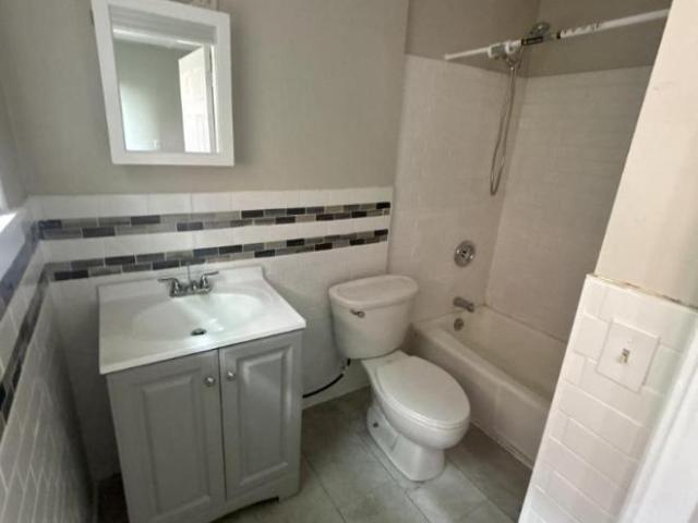Property for rent in Warren, Rhode Island