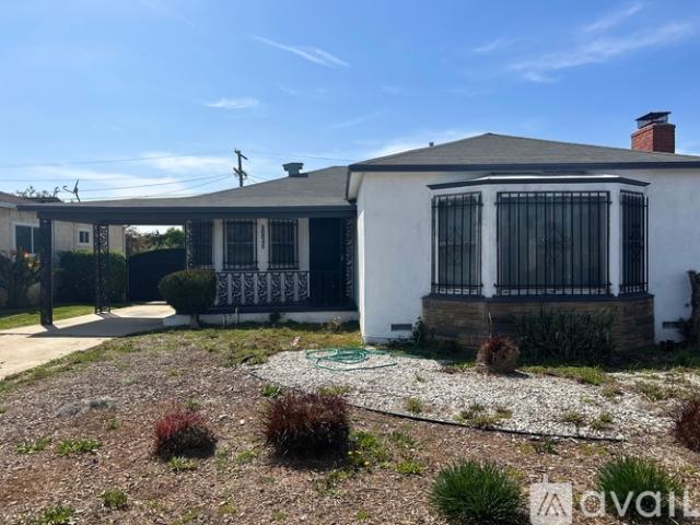 Apartment for rent in Westmont, Canoga Park