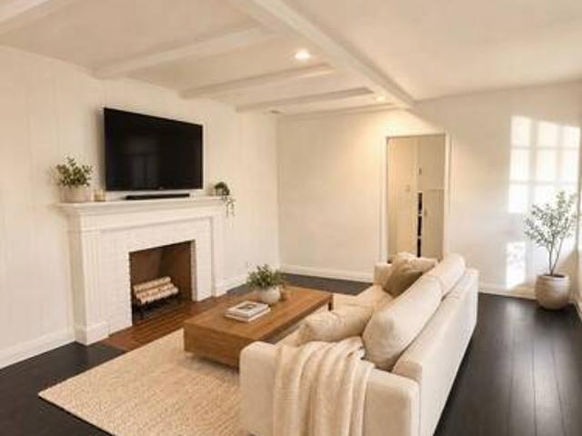 Apartment for rent in Canoga Park, California