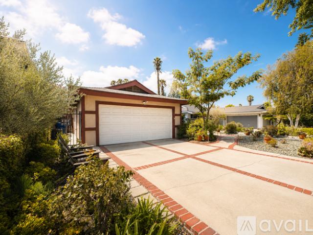 Apartment for rent in Sherman Oaks Neighborhood Council District, Canoga Park