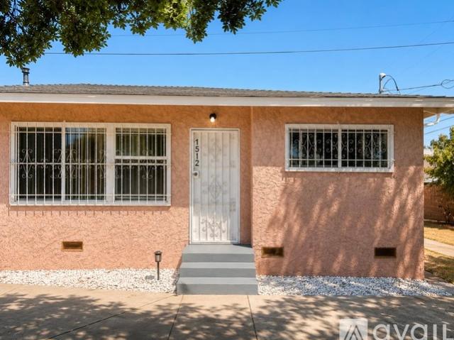 Apartment for rent in Westmont, Canoga Park
