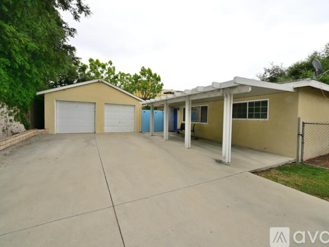 Apartment for rent in Claremont