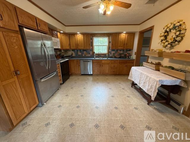 Apartment for rent in Bridgewater, Maine