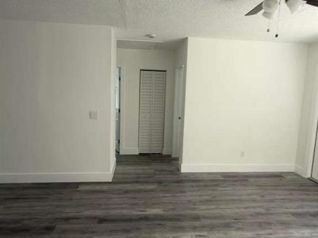 Apartment for rent in Pembroke Pines, Florida