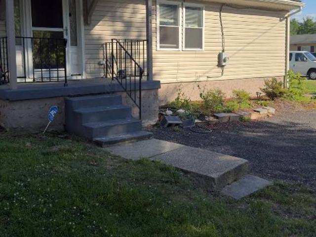 House for rent in Delaware
