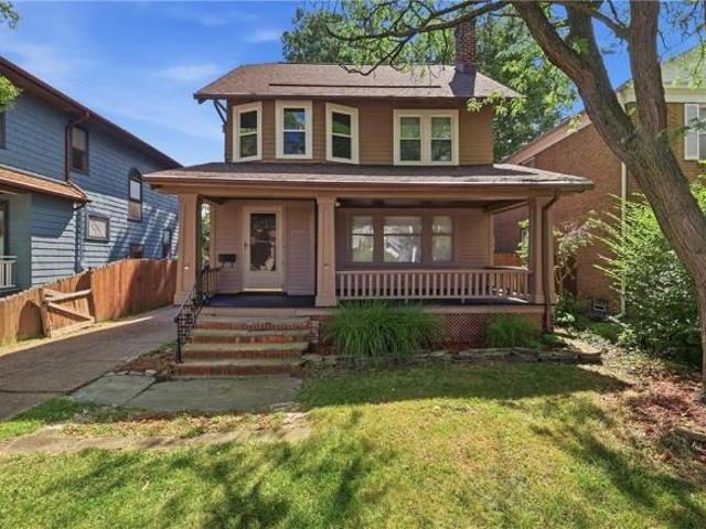House for rent in Lakewood, Ohio