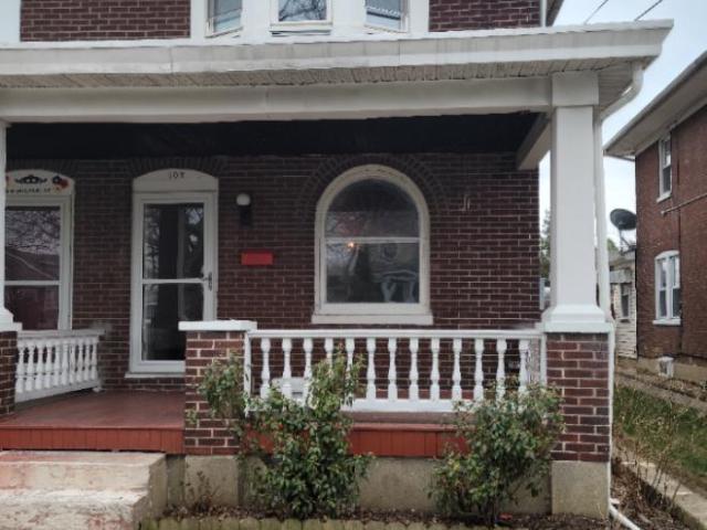 Townhouse for rent in Easton