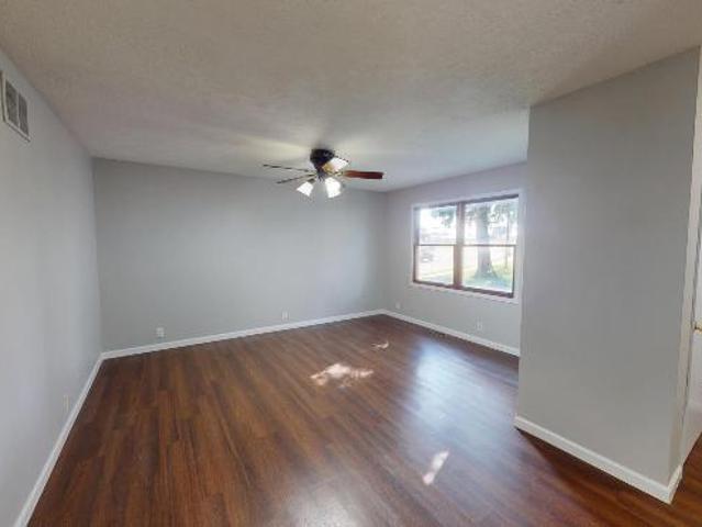 Townhouse for rent in Waterman, Illinois