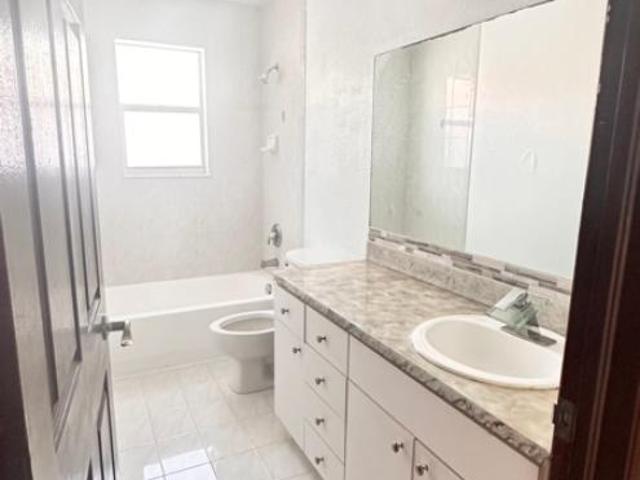 Townhouse for rent in Miami