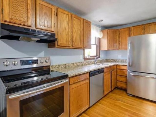 Townhouse for rent in Lynn, Massachusetts