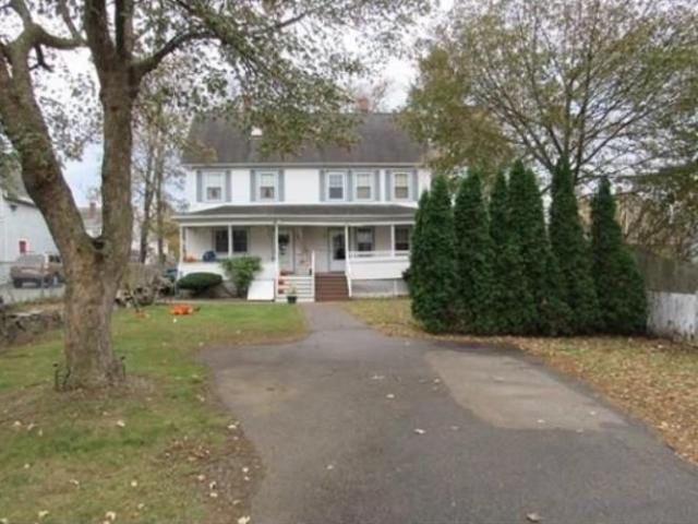 Townhouse for rent in Lynn, Massachusetts