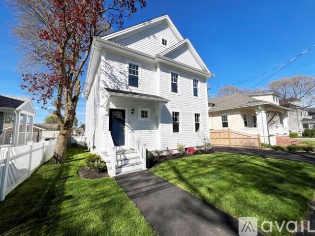 Apartment for rent in Hyde Park, Boston