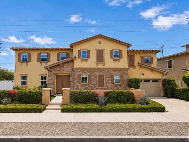 Apartment for rent in Canoga Park, California