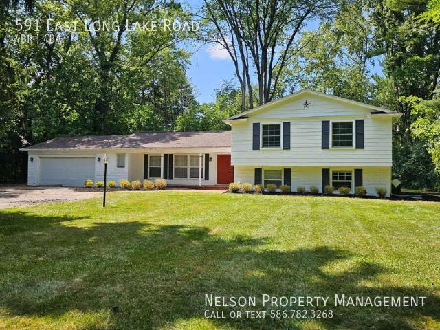 Apartment for rent in Bloomfield Hills, Michigan