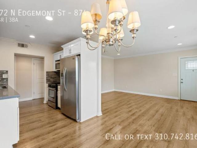 Condo for rent in Canoga Park, California