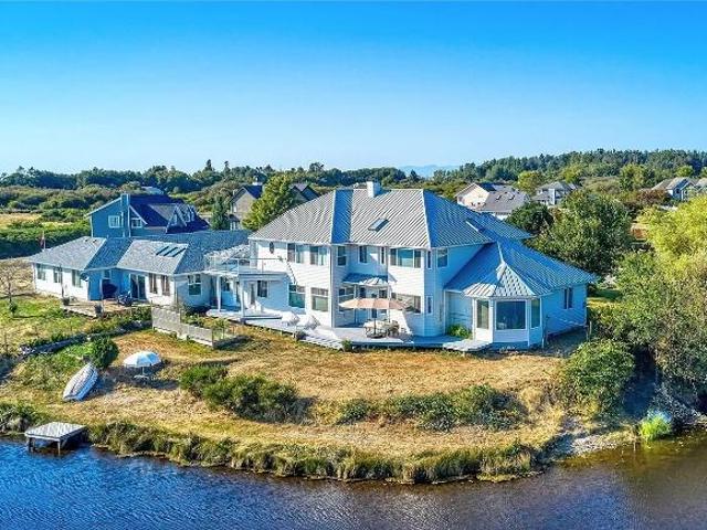 Property for rent in Point Roberts, Whatcom County