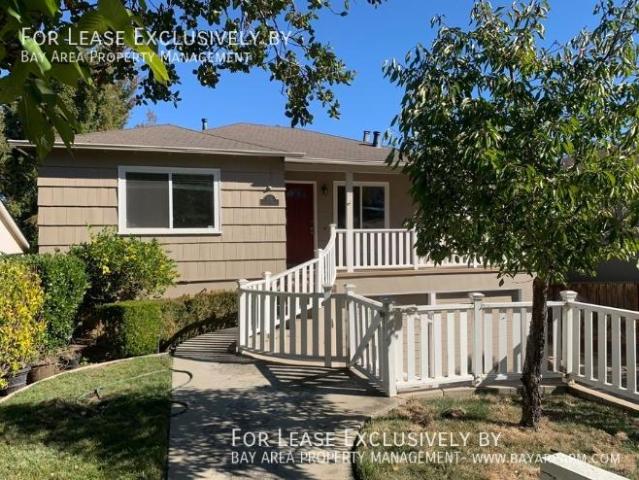 House for rent in San Carlos