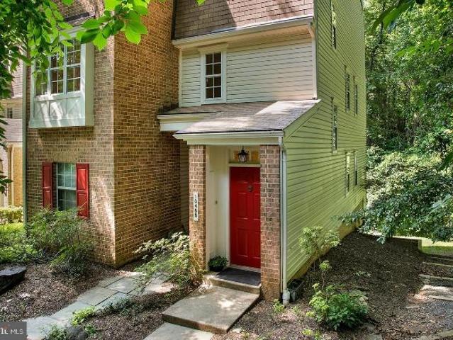 Townhouse for rent in Bethesda