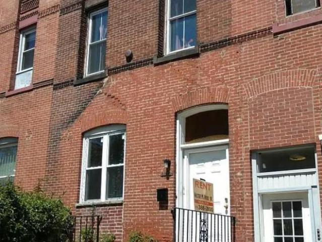 Townhouse for rent in Philadelphia