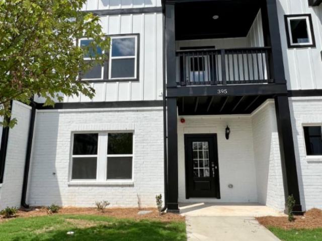 Townhouse for rent in Woodstock, Georgia