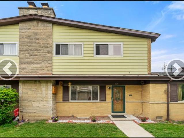 Townhouse for rent in Glenview Townhouse for rent in Glenview
