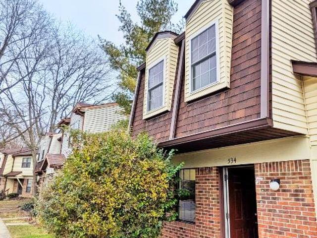 Townhouse for rent in Bloomington Of Minnesota, Indiana