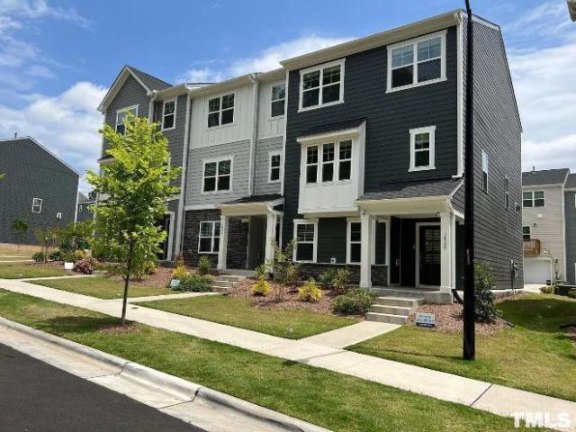 Townhouse for rent in Cary