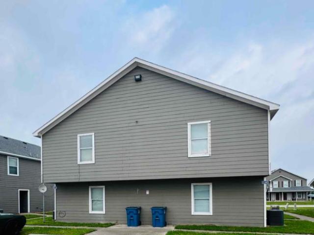 Townhouse for rent in Prairie View