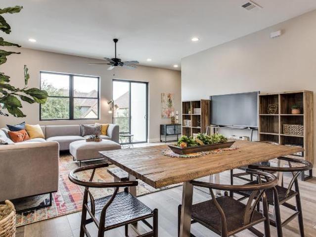 Townhouse for rent in Fort Worth, Texas