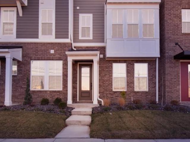 Townhouse for rent in Westchester