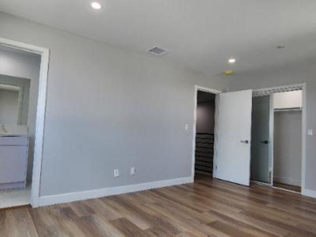 Townhouse for rent in Los Angeles