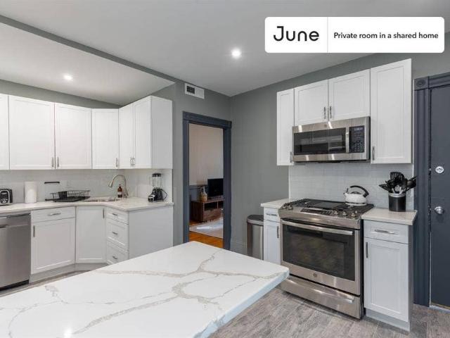 Room for rent in Dorchester, Boston