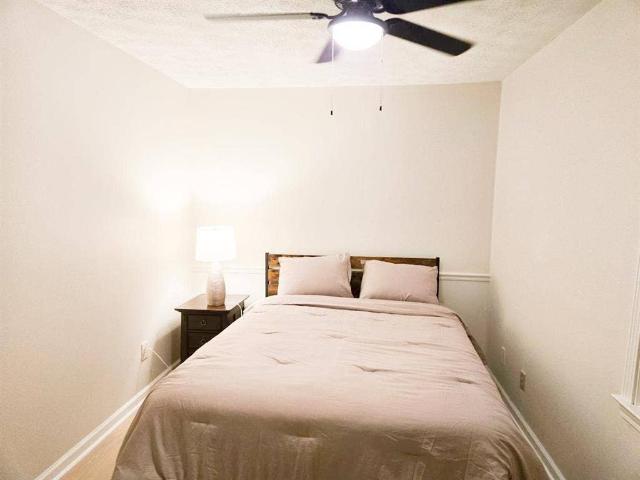 Room for rent in Hiram, Maine