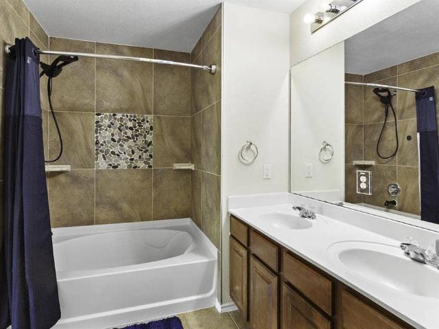 Room for rent in Manor, Texas