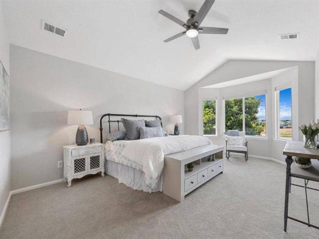 Room for rent in Lansing, Cook County
