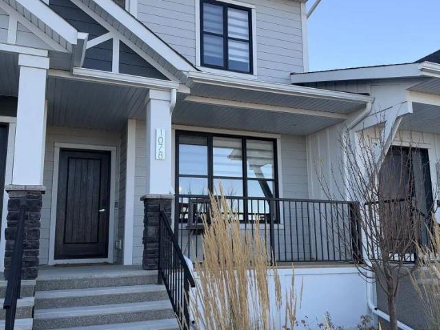 Townhouse for rent in Pine Creek, Calgary