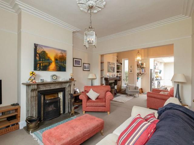 House to rent in Bluebell, North Tipperary