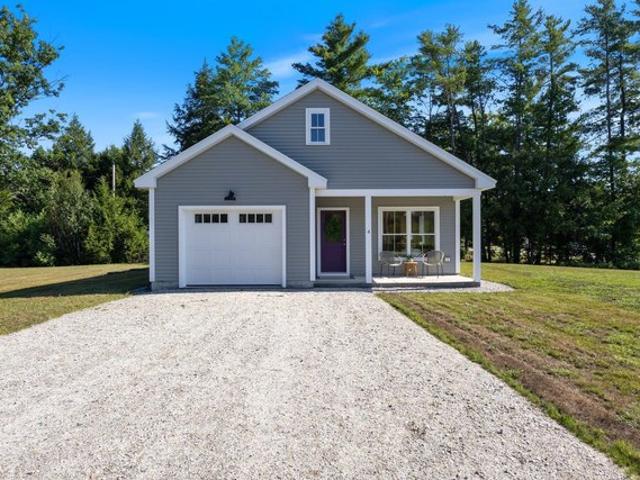 House for sale in Poland, Maine
