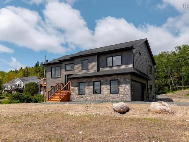 House for sale in Queensland, Nova Scotia