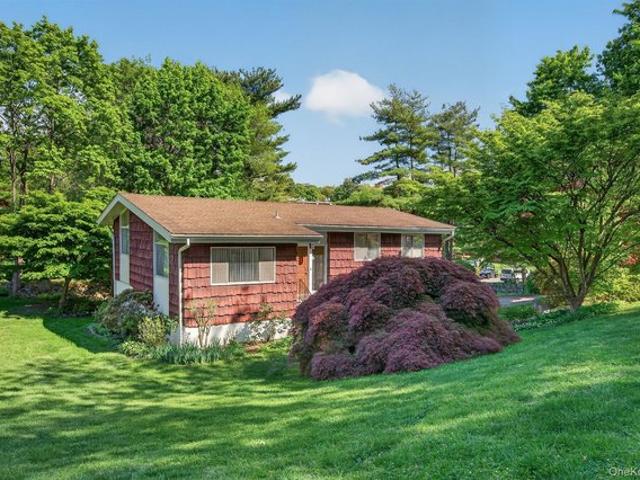 House for sale in Hartsdale, New York