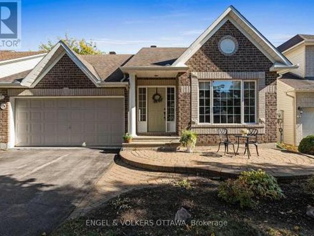 House for sale in Bridlewood, Ottawa