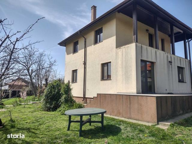 Casă vânzări